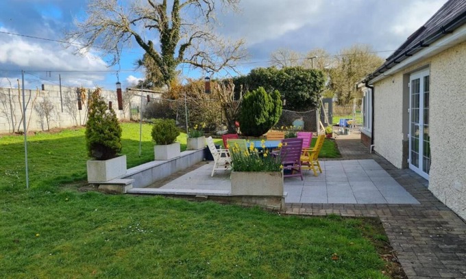 Ennis Apartment | Charming 1-bed Apartment in Barefield