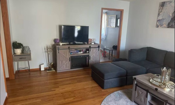 Forestview House | Charming 1-bedroom townhome with WiFi, AC in enjoyable Thornton