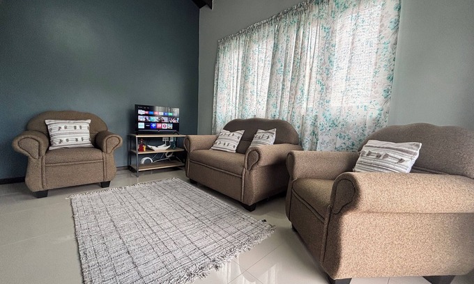 Gros Islet House | Charming 3-bedroom getaway near Rodney bay