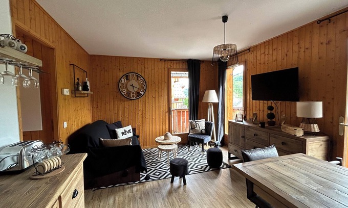 Saint-Jean-d'Arves Apartment | Charming 6/7-person apartment ST JEAN D'ARVES