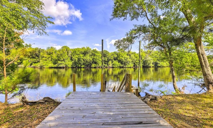 Bell House | Charming Abode with Dock on the Suwannee River