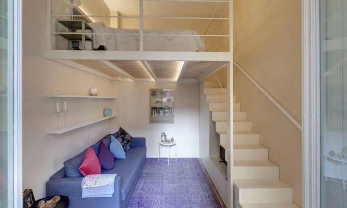 Le Cure Apartment | Charming Central Apartment for Mid & Long-Term Rentals Near Piazza della Libertà