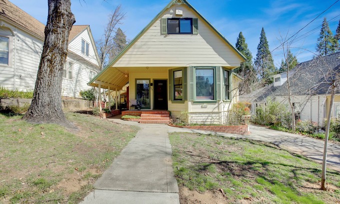 Nevada City Cottage | Charming Cottage Close to Downtown in Nevada City