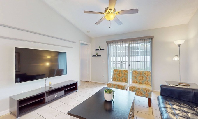 Indian Point House | Charming Home With Heated Pool, Ping-Pong and Pool Table