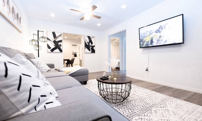 East Tampa House | Charming House in Ybor