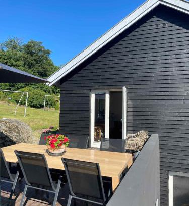 Sandkaas House | Charming House With Sea View And Large Plot