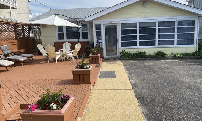 South Seaside Park House | Charming Little Beach House in Prime Location