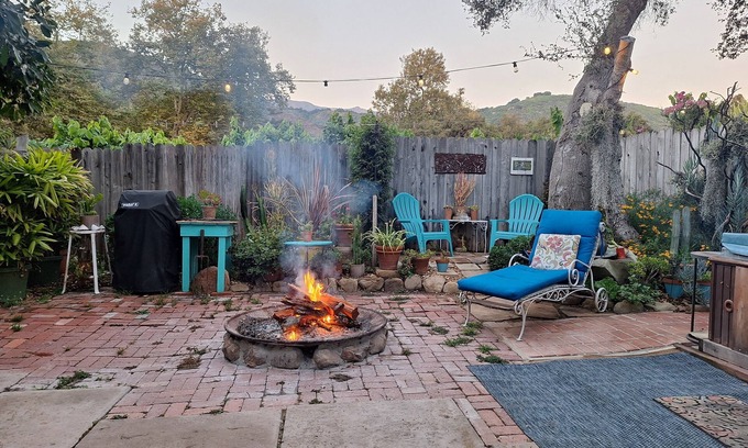 Toro Canyon House | Charming mobile home in lovely Carpinteria Foothills with WiFi access