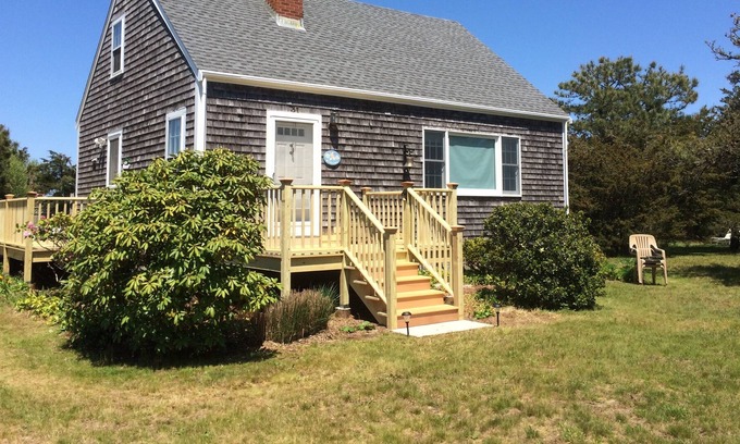 West of Town House | Charming Nantucket Home Edge of Town