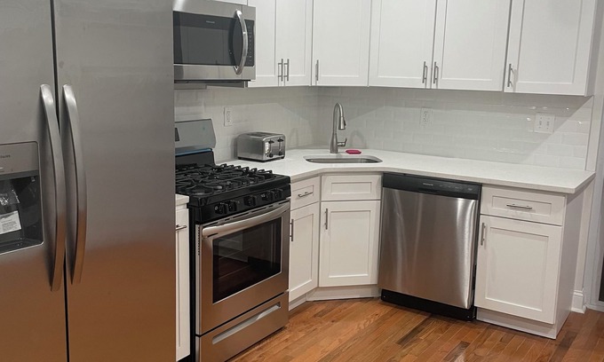 South Philadelphia House | Charming South Philly 3-bedroom house in wonderful city of Philadelphia