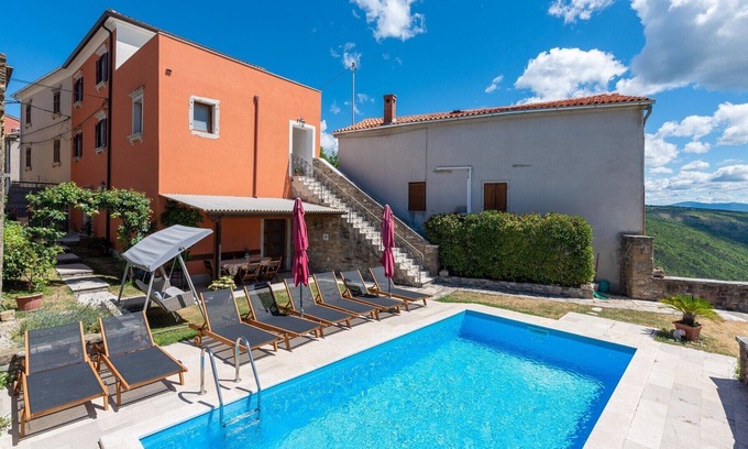 Oprtalj Villa | Charming Villa Letizia with pool