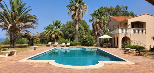Plage d'Argeles Apartment | Charming villa with pool, sea and mountain views