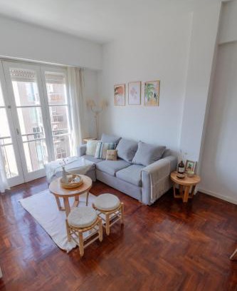 Alem Street Apartment | Check and Home - Formosa - 4 Huéspedes Amplio con Balcón en Playa Grande