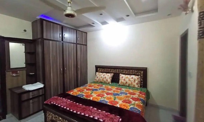 Lahore House | Cheerful 3 Bedrooms Newly Furnished Family House