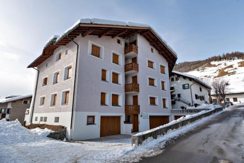 Celerina-Schlarigna Apartment | Chesa Spuondas - Celerina