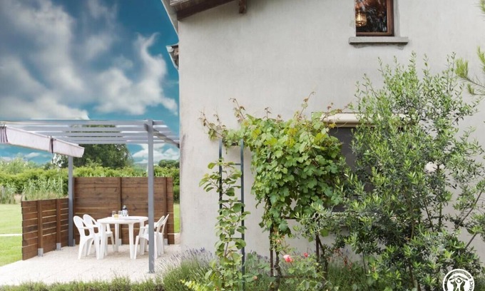 Montrevel-en-Bresse House | Chez Christiane et François