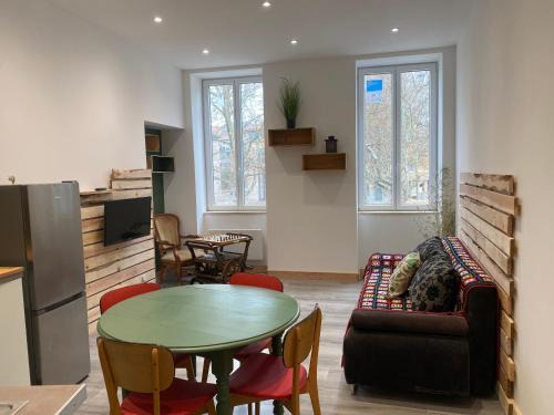 Millau Apartment | Chez Mélissa 1