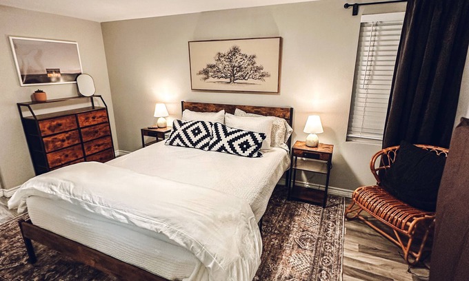 Springtown Apartment | Chic 1-bedroom apartment in Springtown, TX with AC, WiFi