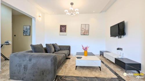 Yaounde Apartment | Chic and spacious studio with parking