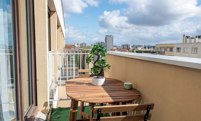 Bourg-la-Reine Apartment | Chic Appartement AUX Portes DE Paris