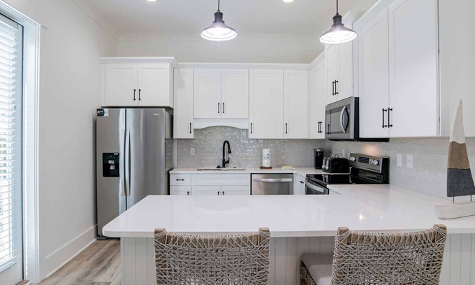 Orange Beach House | Chic Orange Beach Home | Access to Two Pools & Easy Beach Access!