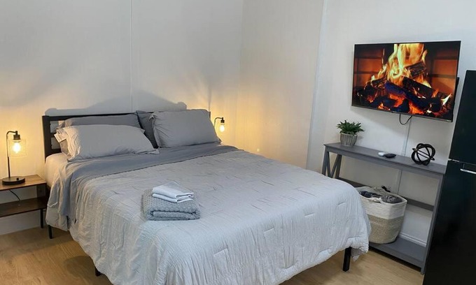 Ybor City Apartment | Chic Studio Flat in Tampa's Vibrant Cigar City
