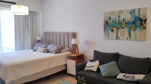 Balvanera Apartment | Chic Studio Steps from Subway by depptö