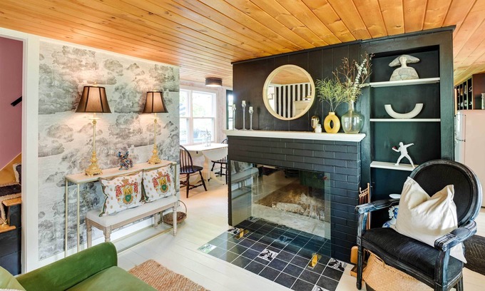 Ellsworth Cottage | Chic Waterfront Cottage Near Acadia National Park!