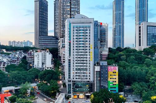 Yuzhong Hotel | Chongqing Qiansu Qingpan Hotel解放碑洪崖洞店