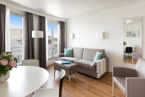 Quartier Saint-Ambroise Apartment | Citadines Bastille Marais Paris