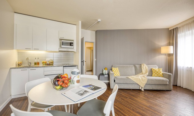 Quartier des Quais - Kaaienwijk Apartment | Citadines Sainte-Catherine Brussels