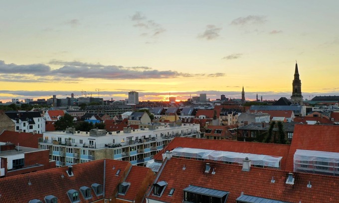 Christianshavn Apartment | City Apartment in Copenhagen with 2 bedrooms sleeps 4