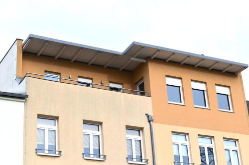 Cottbus Apartment | City-Dach-Apartment mit Loggia - Balkon - Kamin