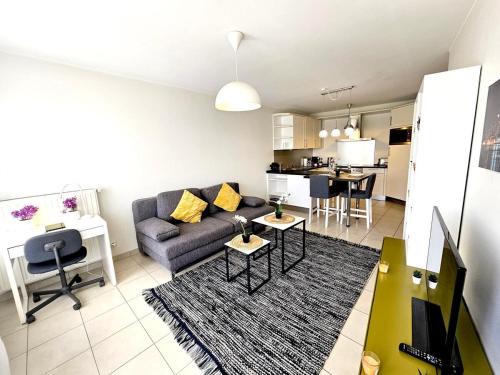 Limpertsberg Apartment | City Escape - Cozy 1BR Flat with terrace&parking
