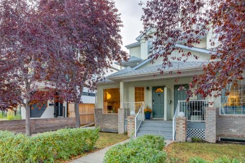 Sunnyside Apartment | City Nest Steps to Kensington Bow River DT
