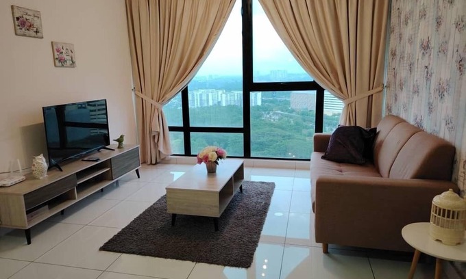 Central District Apartment | City View Southkey 2BR2FREE 18F By Natol