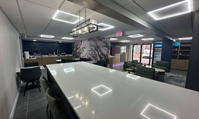 Decatur Hotel | Clarion Pointe