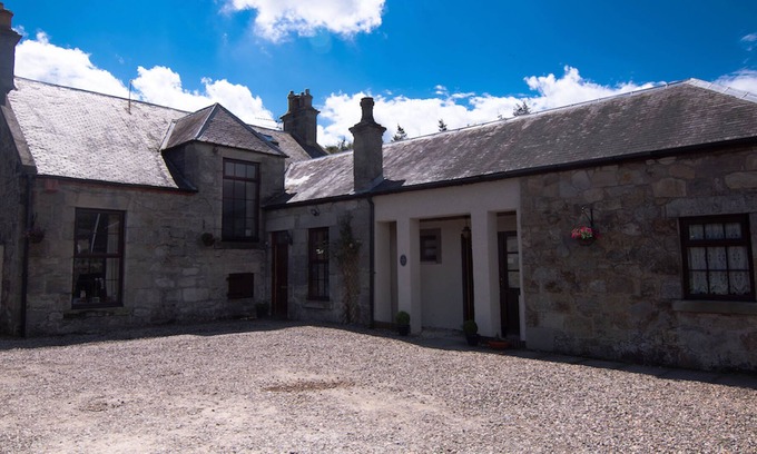 Dunfermline Bed & Breakfast | Clarke Cottage Guest House