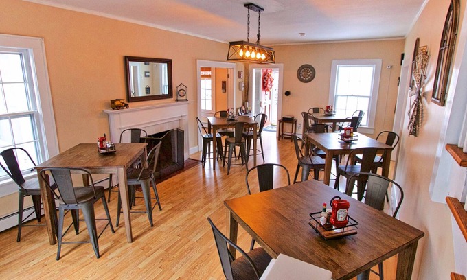 Downtown Bed & Breakfast | Clay Corner Inn