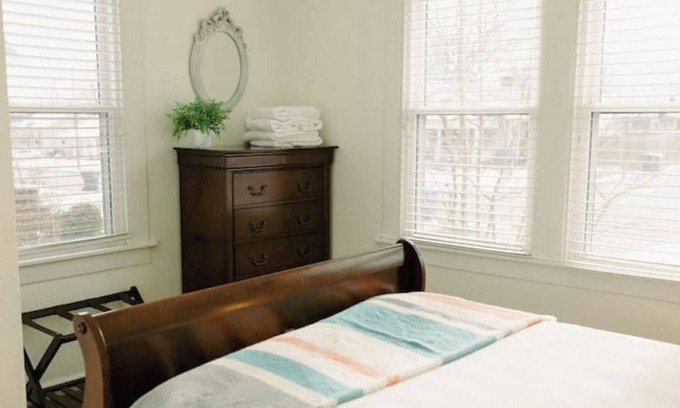Northside District House | Clean and Cozy- Legacy Trail, Dining & Brewery
