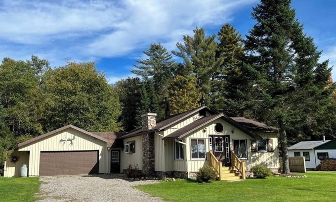 Thendara House | Close to Town, Hot Tub, 2 Kings, 4 Full Beds