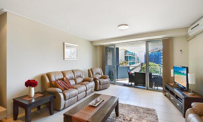 The Entrance Apartment | Coast Apartment 26