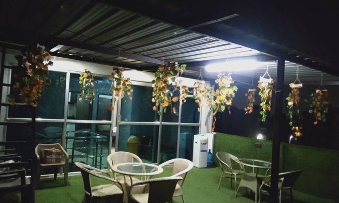 Gurugram Hotel | Coco TreeHotel