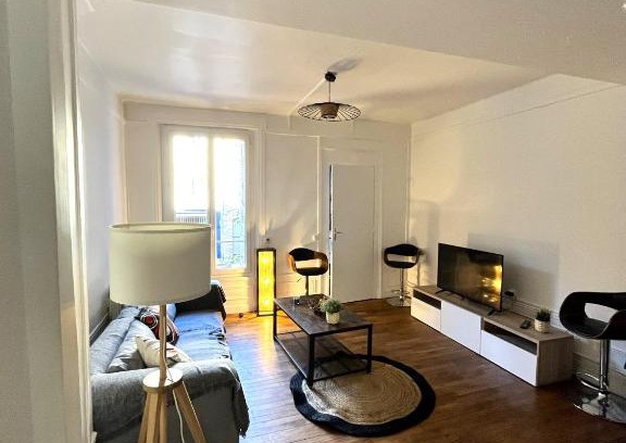 Reims City Centre Apartment | Colbert - Hôtel de Ville - Forum - Boulingrin