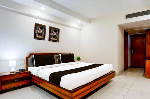 Gwalior Hotel | Collection O Gwalior Railway Station