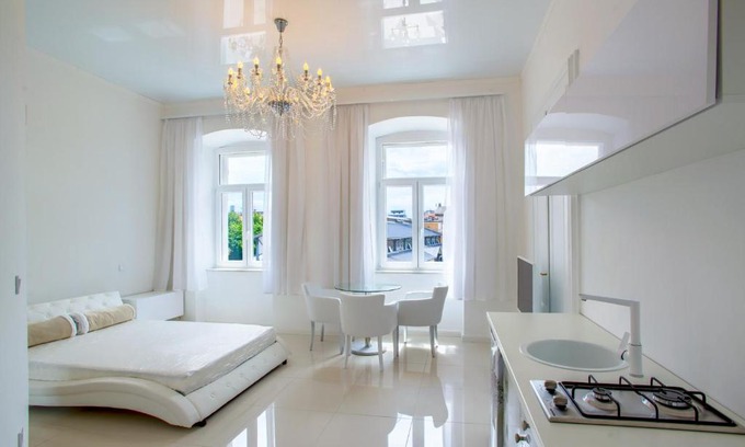 Pula Apartment | Collins Apartments Center