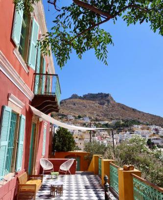 Leros Apartment | Color Suites