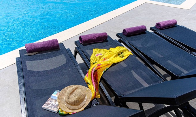 St. Marie Apartment | Colorful Apartment w/Seaview and Pool - 3 Min from the Beach - Coral Estate