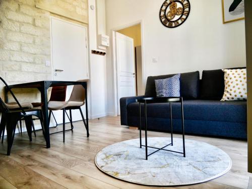 Gares Apartment | Comédie ST-Roch - T2 - Hypercentre Gare - CLIM & NETFLIX