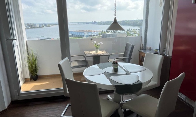 Heiligenhafen Apartment | Comfort apartment with stunning views Baltic Sea/lake - access to the sauna